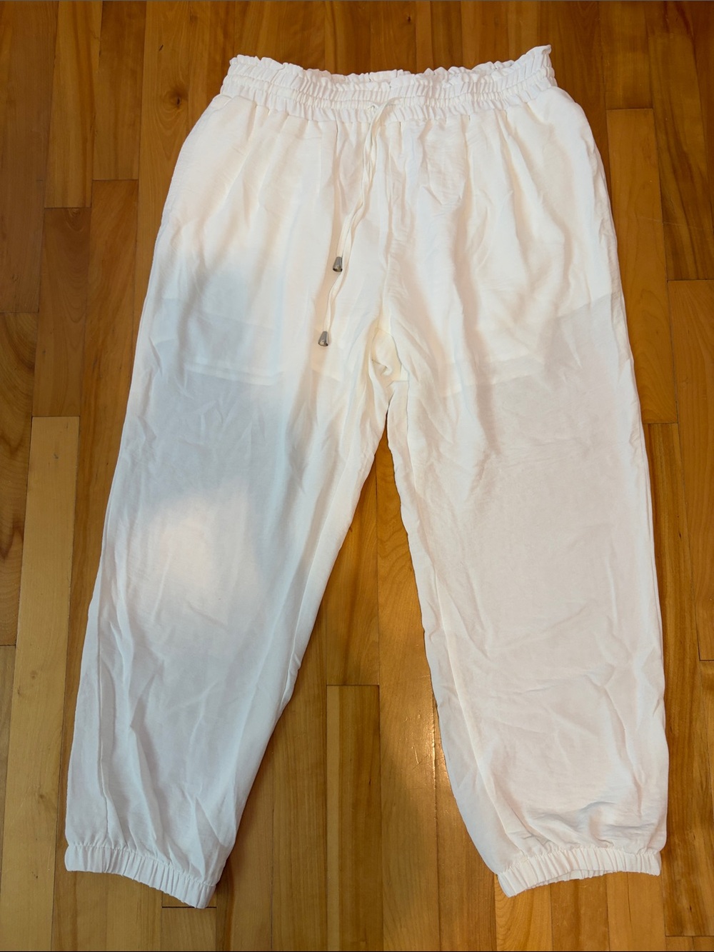 Women’s Relaxed Drawstring Pants - White